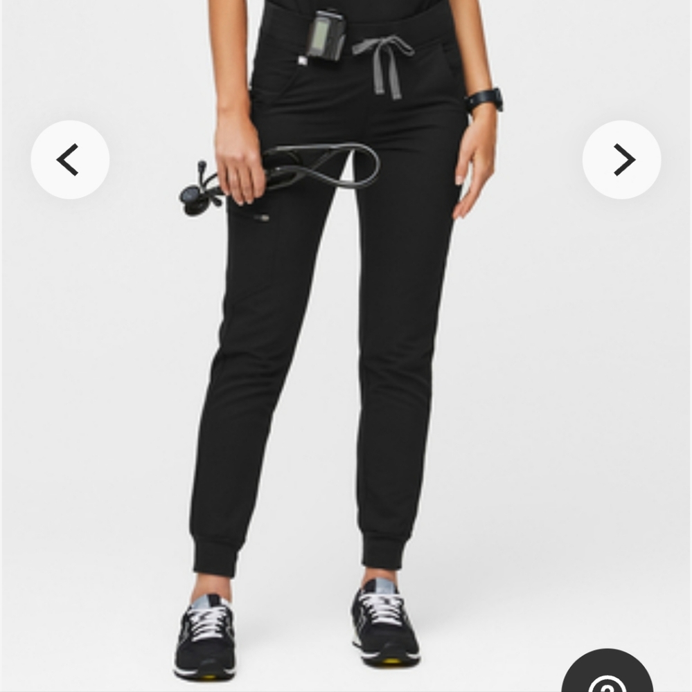 Black Figs jogger scrub pants